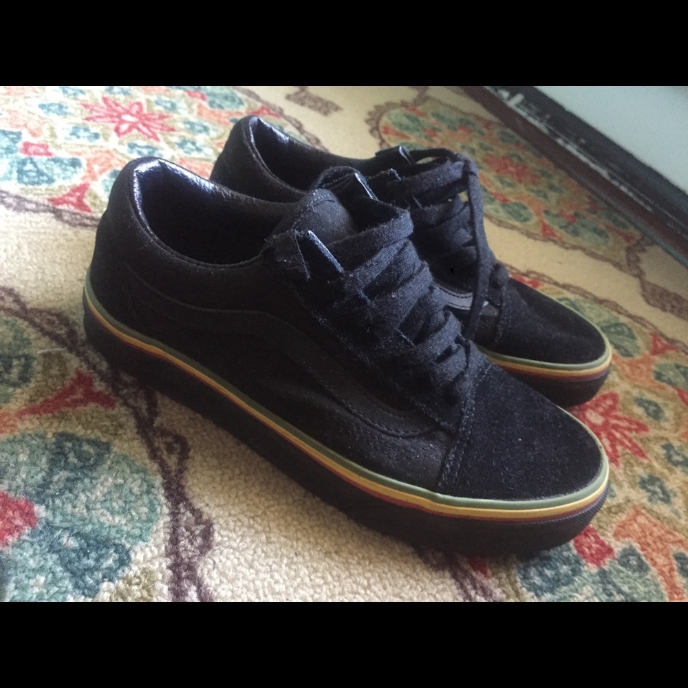 Black Jamaican vans